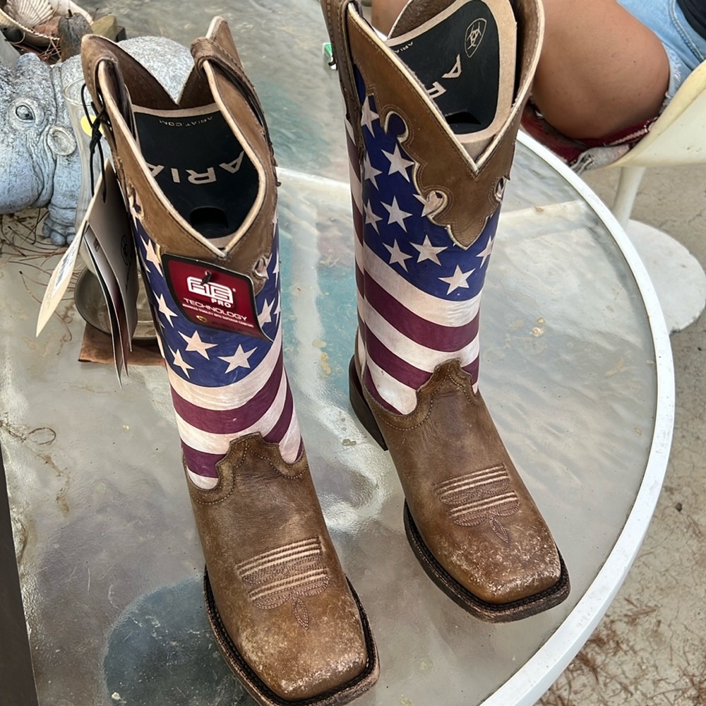 New Ariat